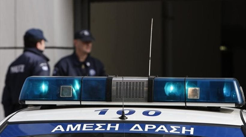 Ολόκληρο οπλοστάσιο αποκαλύφθηκε μετά από καταδίωξη θρίλερ της ΕΛΑΣ στο κέντρο της Αθήνας